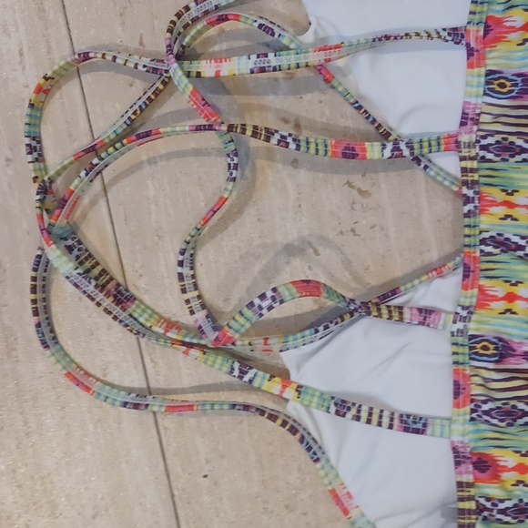 Pilyq Barcelona Multi-Colored Design Print Beaded Front Strappy Bikini Top - Picture 4 of 8
